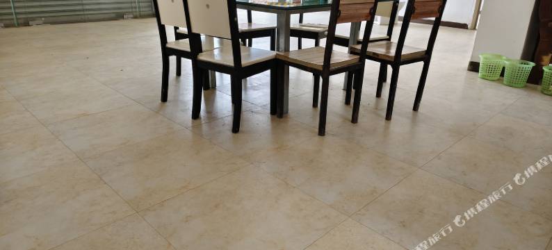 德亮居民宿(桂林电子科技大学北海银滩校区店)图片