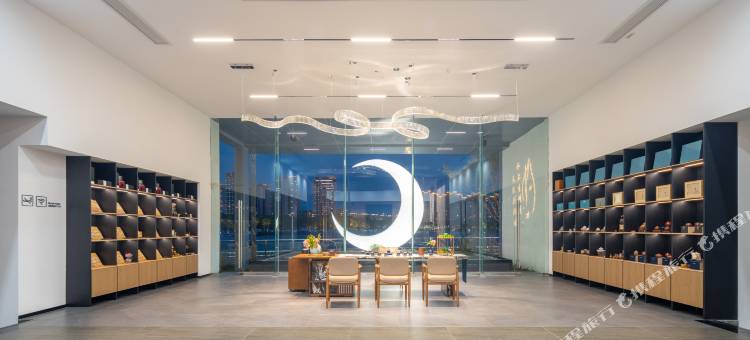 花筑·映月湖畔酒店(无锡东站映月湖公园店)图片