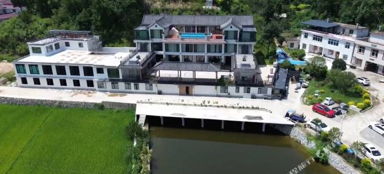 柏堂里军荣居民宿图片