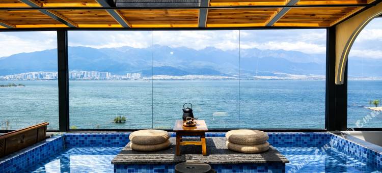 枕畔|180°观沧海・泳池・白族风情智能美学设计师美宿(大理洱海店)图片