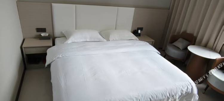 安龙正德酒店(招提景区店)图片