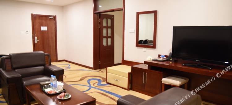 额济纳旗•俪雅｜金色胡杨林Relax星级度假酒店(额济纳旗胡杨林店)图片