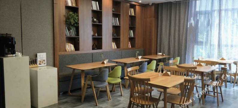 艾纳诗酒店(黄骅中捷店)图片