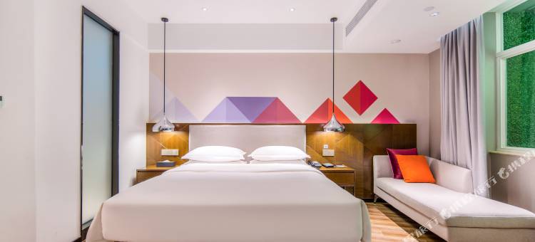 柏曼酒店(南宁火车站店)图片