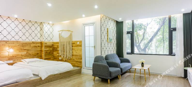 花里旅行客栈(桂林象鼻山公园火车站店)图片