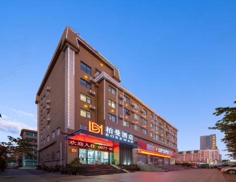 柏曼酒店(玉溪万达广场人民医院店)