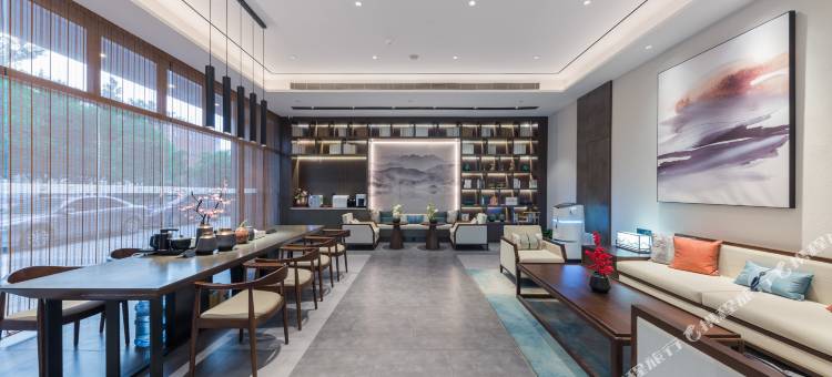 云上四季尚品酒店(昆明高新区海源财富中心店)图片