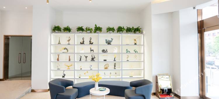 兰欧酒店(黄岛区薛家泊子地铁站店)图片