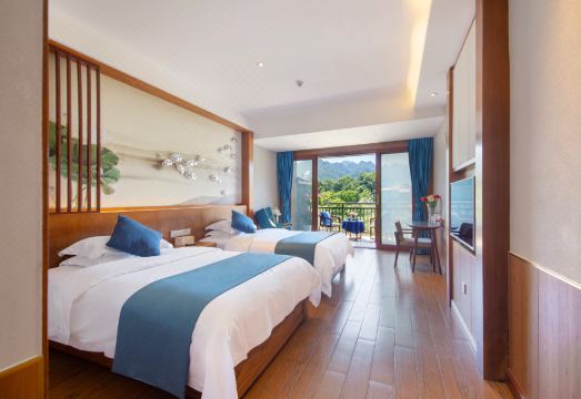 庄主会馆精品酒店（张家界国家森林公园标志门店）外景图