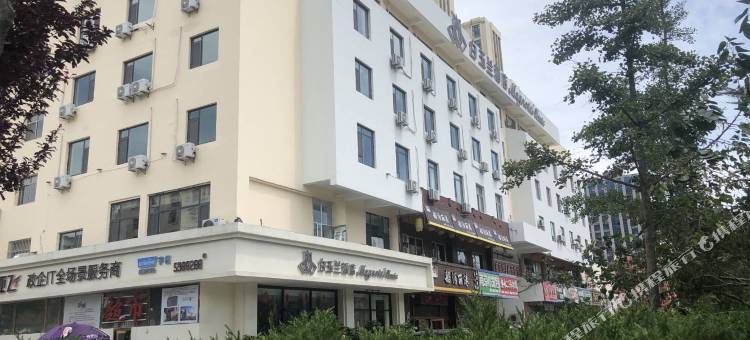 白玉兰酒店(威海高铁站韩乐坊店)图片