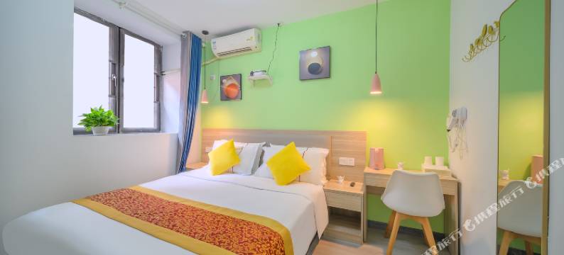 武汉黄汉假日宾馆(江汉路步行街店)图片