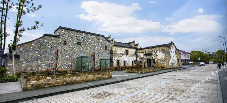 梅城古街筱隐梅城忆民宿图片