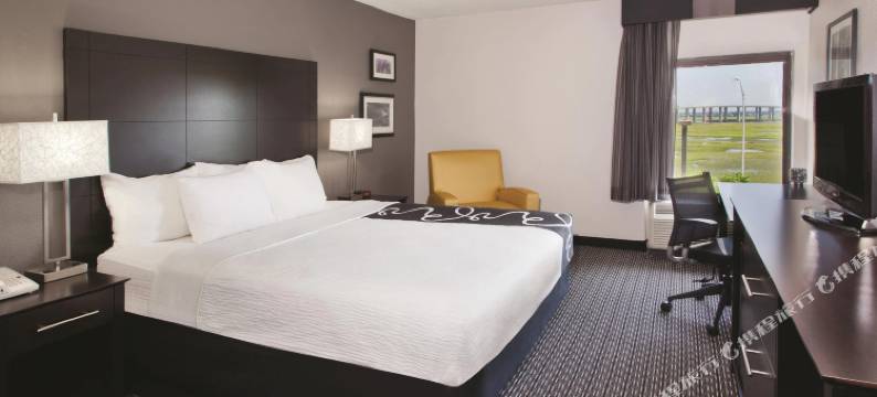 查尔斯顿河景拉昆塔温德姆套房酒店(La Quinta Inn & Suites by Wyndham Charleston Riverview)图片