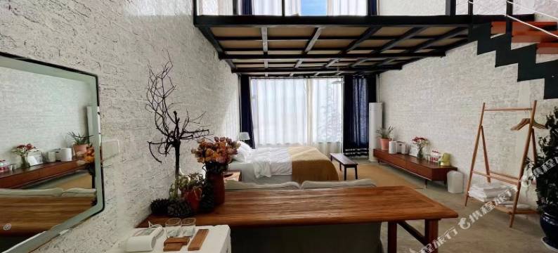 默居梅里雪山观景民宿图片