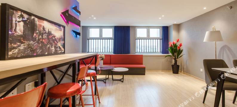 博洋电竞公寓(青岛国际院士港店)图片