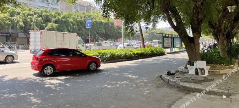 西环旅业(玉林市第二人民医院金色阳光购物广场店)图片