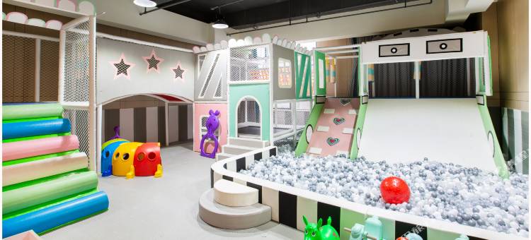 维也纳国际酒店(射洪郁金香店)图片