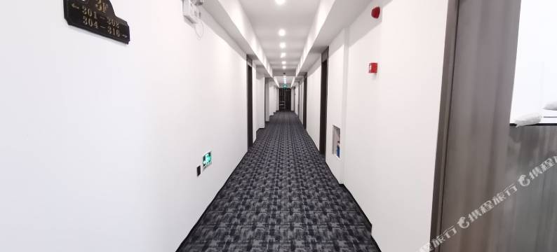 鼎悦精品酒店(宜宾万达广场莱茵春天店)图片