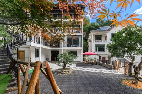 安吉谷里微涧民宿