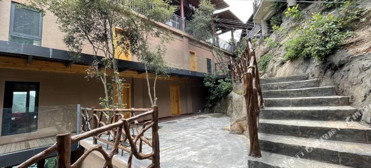 柞水对峰崖居图片