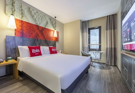 Ibis Hotel (Shanghai Hongqiao Railway Station) Hotel Overview