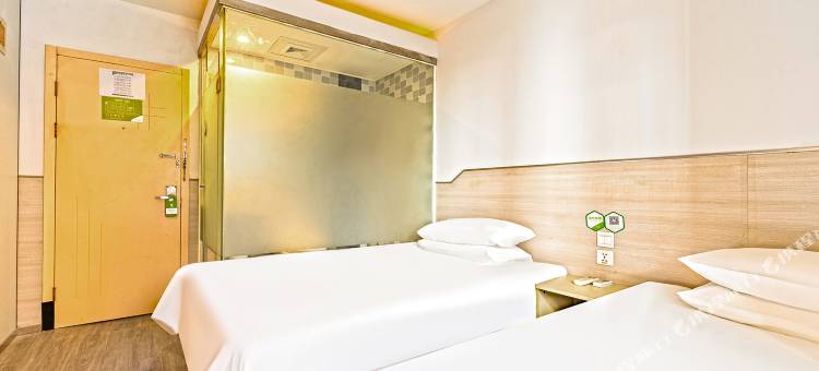 99优选酒店(上海五莲路地铁站店)图片