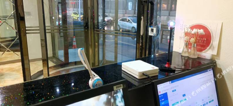 恋情海懒虫宾馆(沈阳北站店)图片