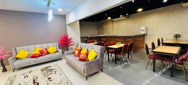 千百家雄伟 13 号酒店(Cempaka Hotel By Majestic 13)图片