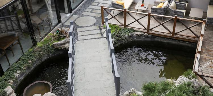 黄山东畴绿绕民宿(西溪南古村落)图片