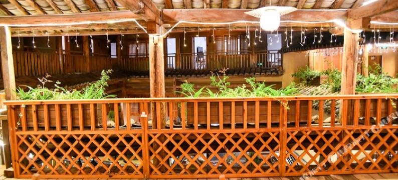 普者黑拾萃花园民宿图片