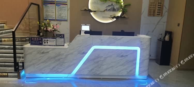 月畔湾轻奢酒店图片