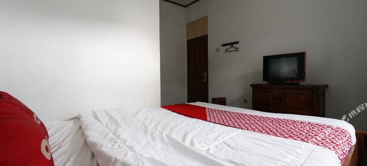 OYO 93248 阿斯图蒂乐斯塔丽清真别墅(OYO 93248 Villa Syariah Astuti Lestari)图片