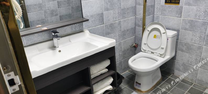 萨嘎壹家宾馆图片