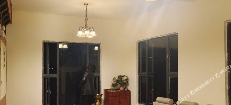 尼汝六妹客栈图片