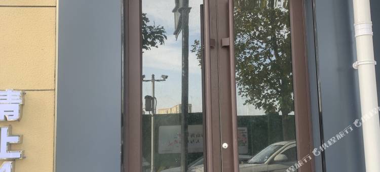 嘉喜尚美电影酒店(青岛北站山姆会员店)图片