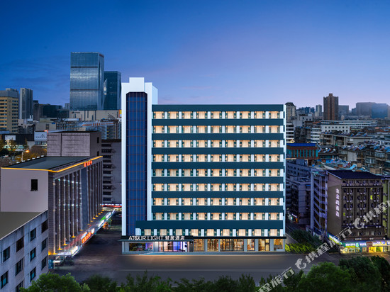 昆明站环城南路轻居酒店