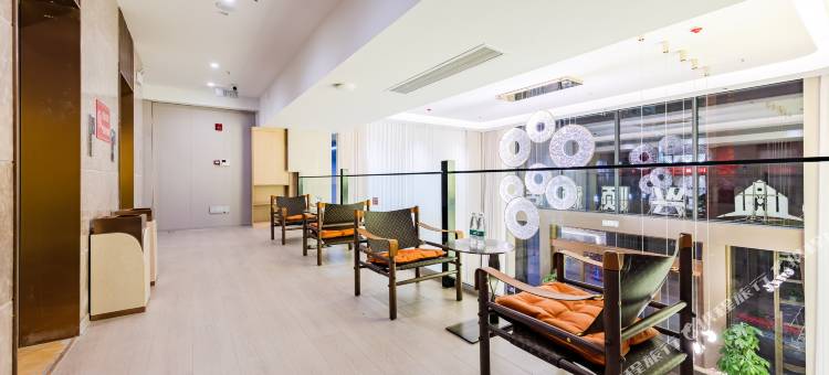 云墨LOFT·HOTEL(芒市广场芒市机场店)图片