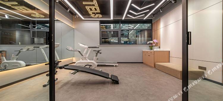 万澳致选酒店(西安小寨银泰城店)图片