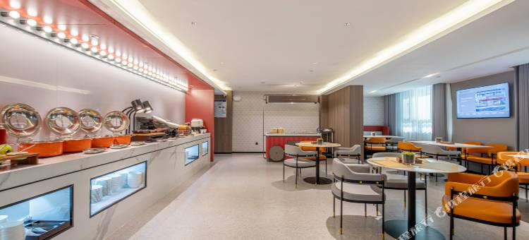 柏曼酒店(博乐海西国际广场店)图片