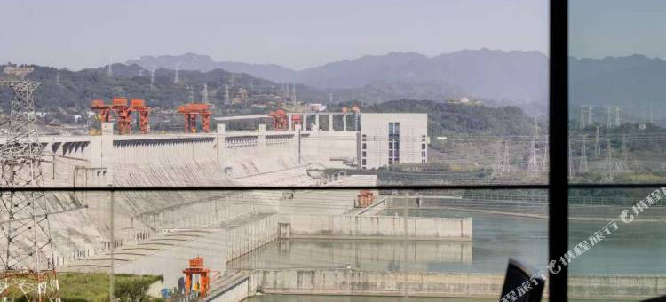 拾伍月舍(宜昌三峡大坝观景平台店)图片