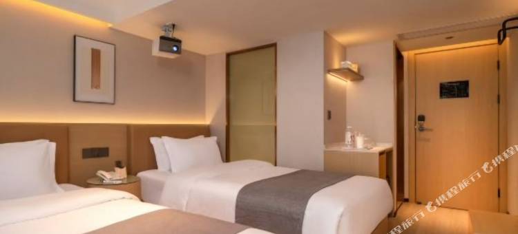 布丁酒店(成都二环路西三段蜀汉路东地铁站店)图片