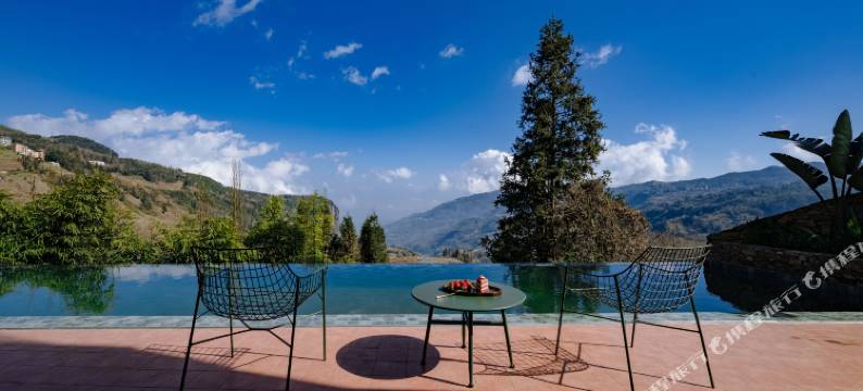 生田·花窝窝度假民宿(多依树景区店)图片