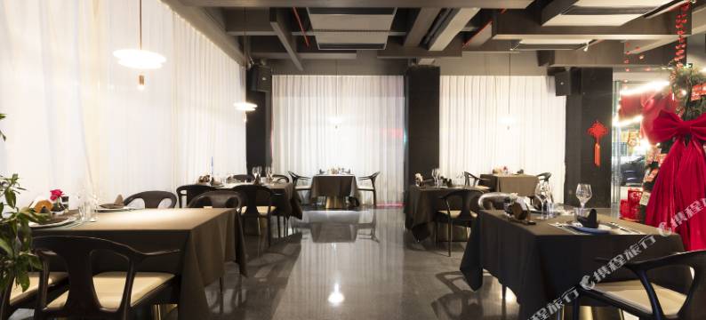 湛江予你酒店(金沙湾店)图片