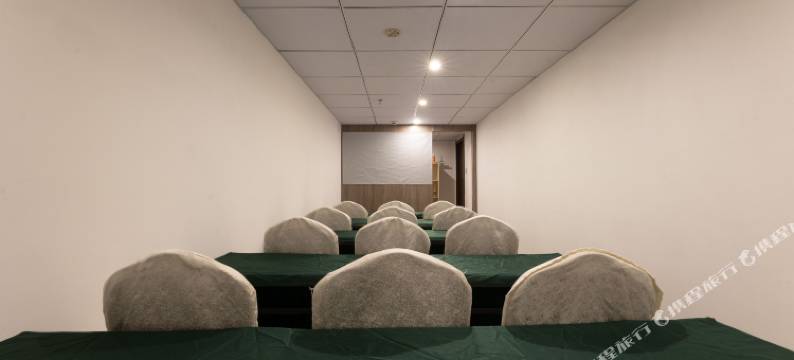 艺龙安云酒店(如东政务中心店)图片