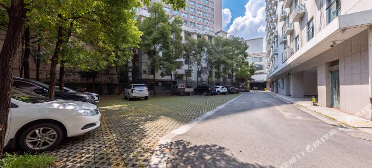 雅美途欢悦酒店(张家界七十二奇楼吉首大学店)图片
