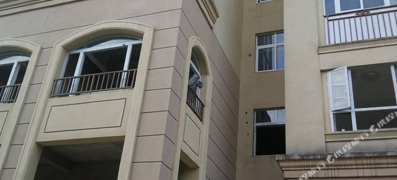 依山酒店(保山学院店)图片