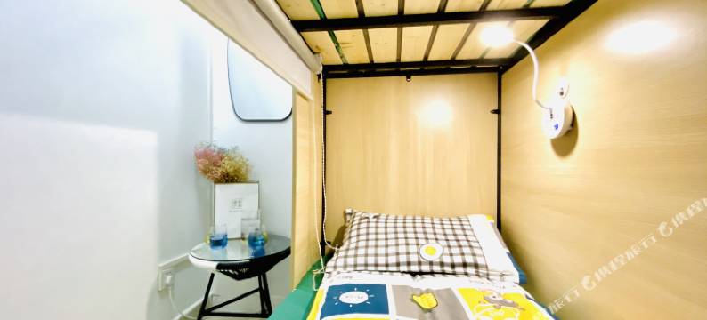 深圳三五人青年旅舍图片