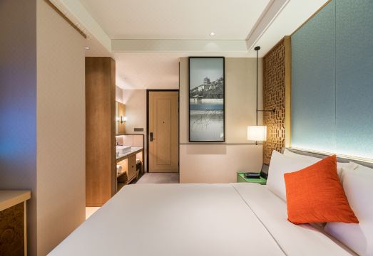 Manxin Hotel Beijing Lama Temple Hotel Overview