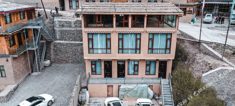 迭部扎尕那人家大酒店图片