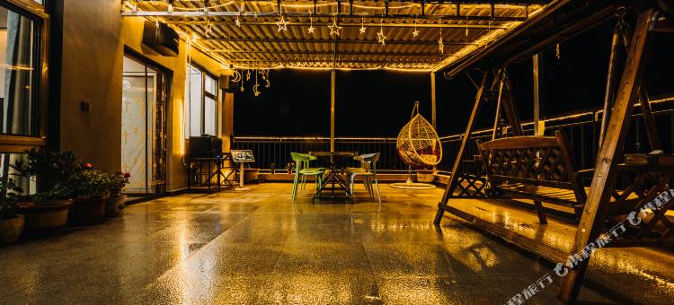 花筑·福兰克的琉璃民宿(野三坡百里峡景区艺术小镇店)图片